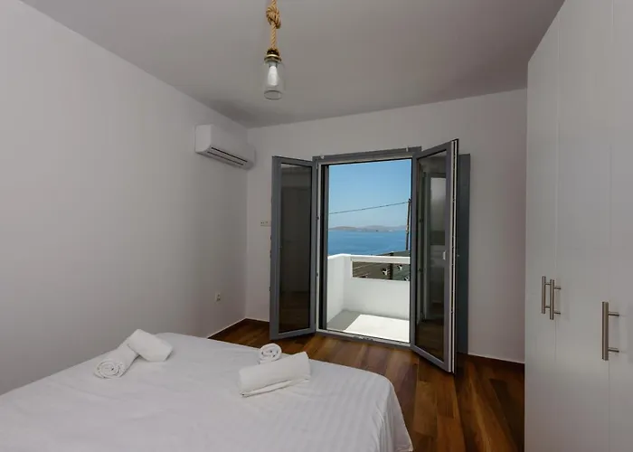 빌라 Cycladic Breeze With Private Pool